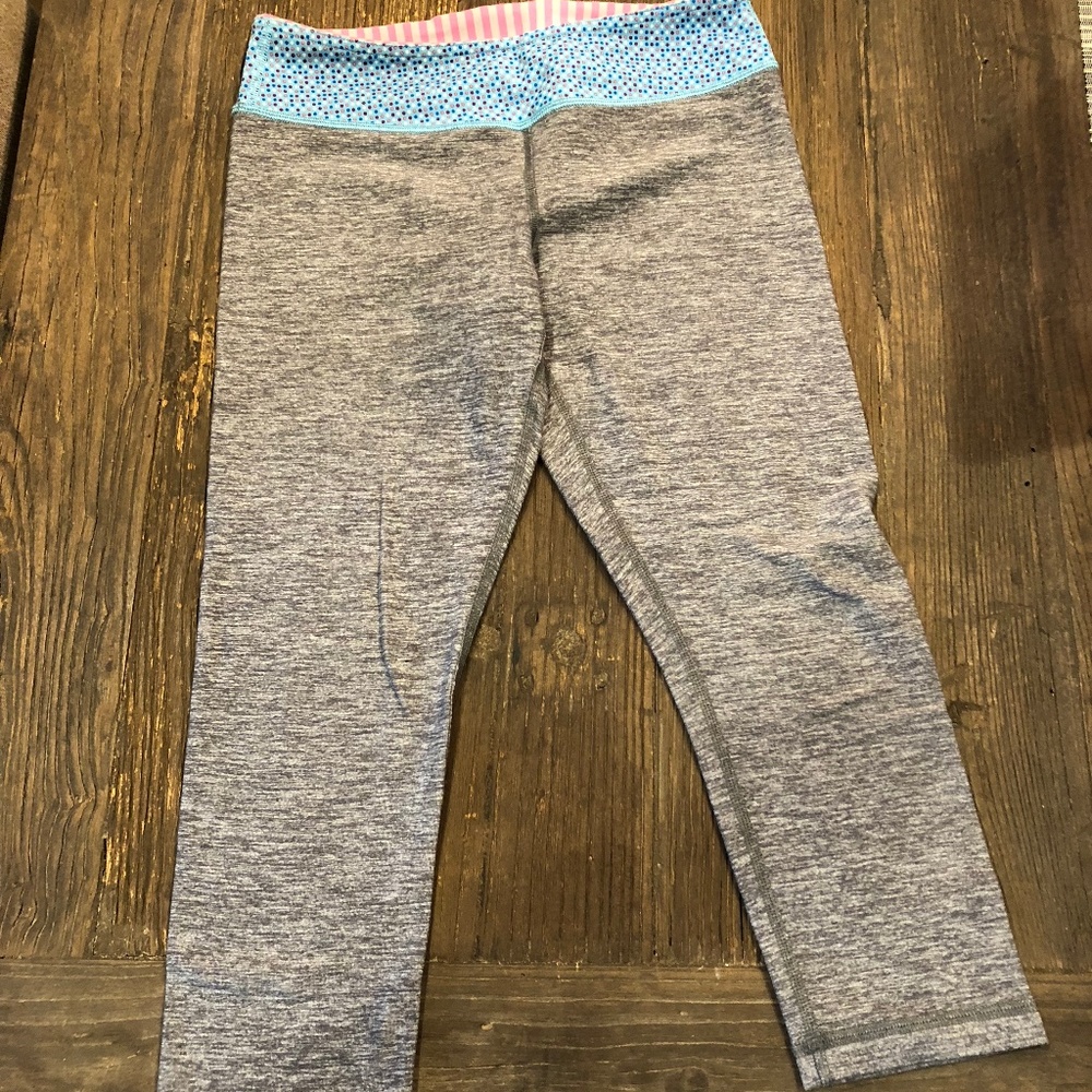 Ivivva cropped pants, size 12